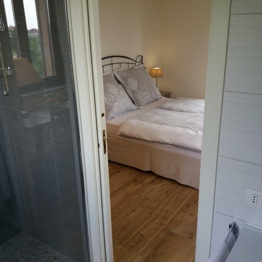 Alta Villa The Countryhouse Adults Only Boutique Bnb Vigliano d'Asti Exterior foto