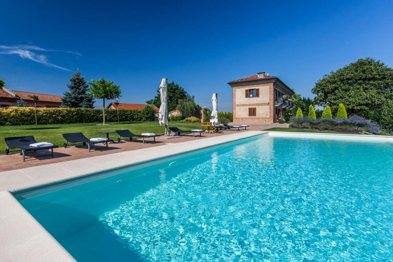 Alta Villa The Countryhouse Adults Only Boutique Bnb Vigliano d'Asti Exterior foto